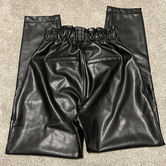 Abercrombie & Fitch Faux Leather Joggers Size XS - Picture 6 of 10